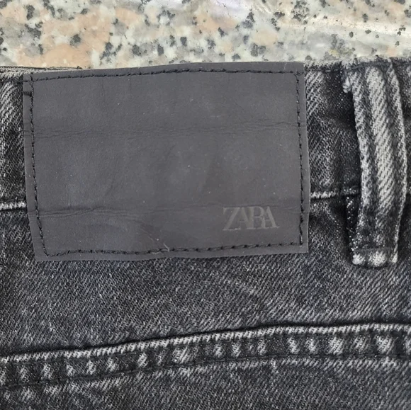 Zara Black Jean Shorts High-Waisted Distressed - Picture 8 of 9